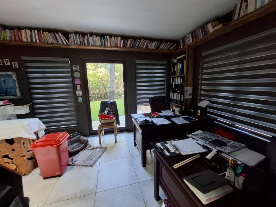 5 Bedroom Property for Sale in Protea Park North West